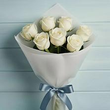 Букет 7 Белых роз Эдлесс Лав в Удомле