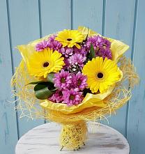 Букет цветов из:  Хризантемы и Герберы в Удомле