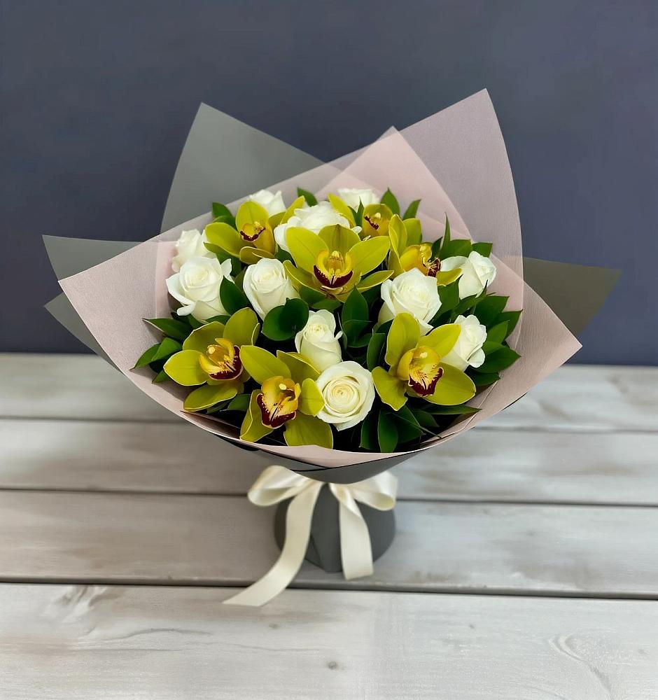 Букет цветов из: Орхидеи и Розы в Удомле