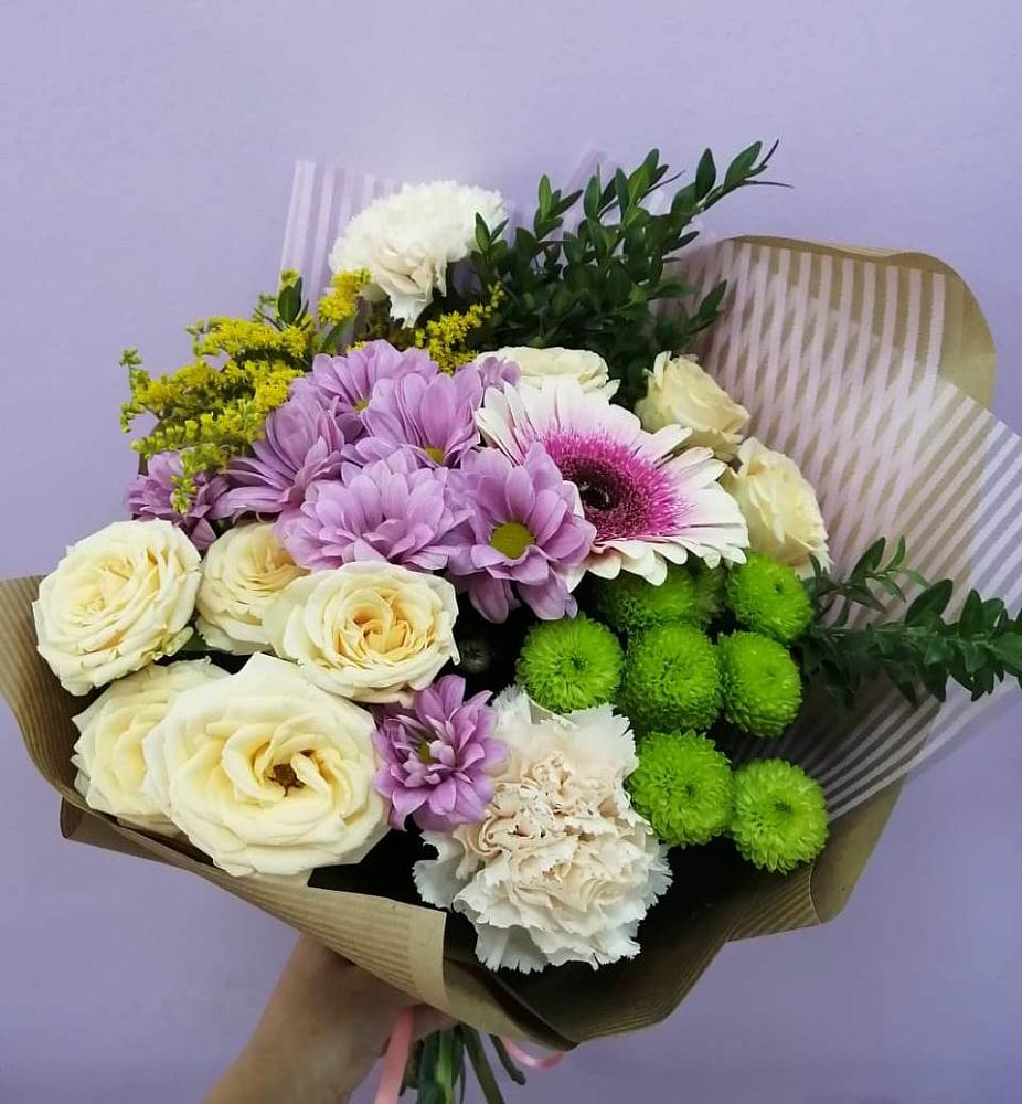 Букет цветов из: Хризантемы, Розы, Гвоздики и Герберы в Удомле