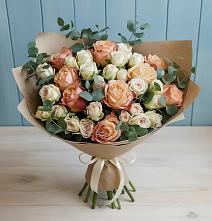 Букет цветов из:  Альстромерии и Розы в Удомле