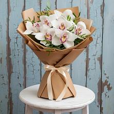 Букет цветов из:  Орхидеи и Розы в Удомле